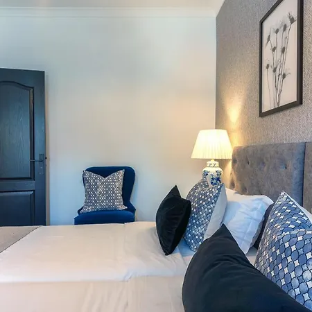 House Close To Lisbon بيت للعطل كاريغادو